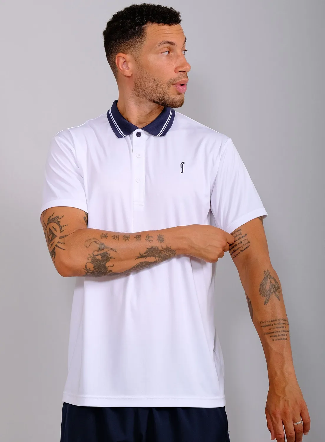 Robin Soderling Men's Performance Court Polo - Striped Collar Herren