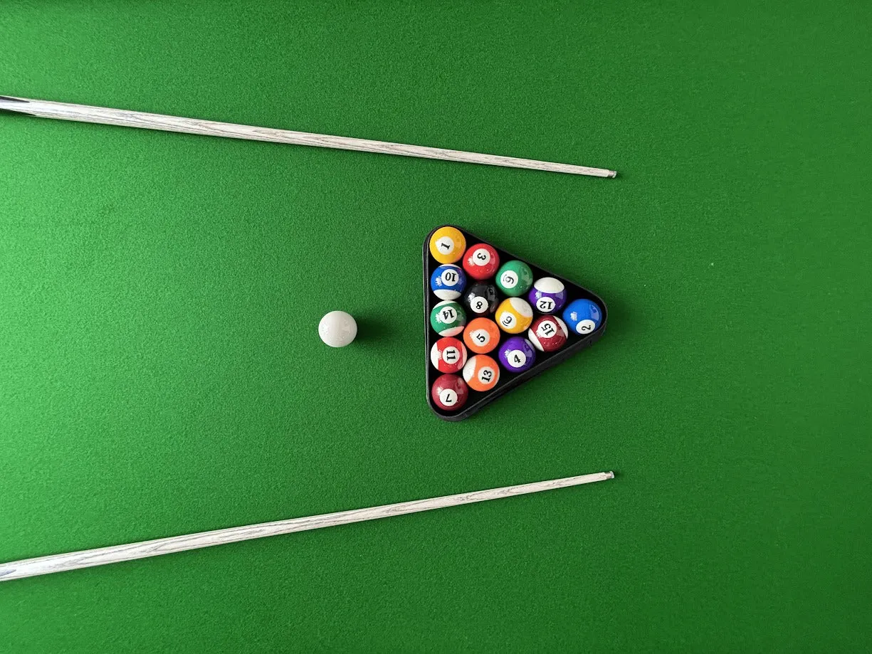Stag Iconic Pool Billardtisch klappbar 93x54 Zoll mit Set
