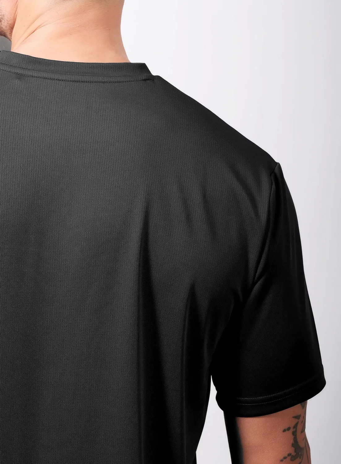 Robin Soderling Men's Performance Tee - V neck Herren-Funktionsshirt